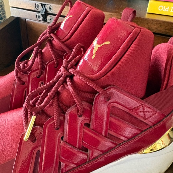 Puma Women's Burgundy Sneakers with Gold Details - Picture 2 of 5